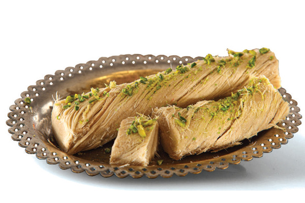 طرز تهیه حلوا شکری پشمکی خانگی