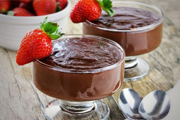 دسر شکلاتی بدون شیر و خامه