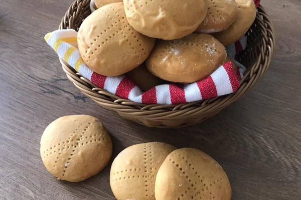 طرز تهیه کلوچه قندی
