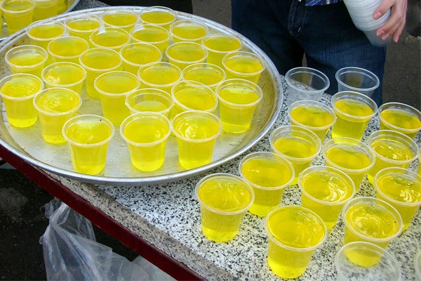 طرز تهیه انواع شربت نذری مخصوص ماه محرم