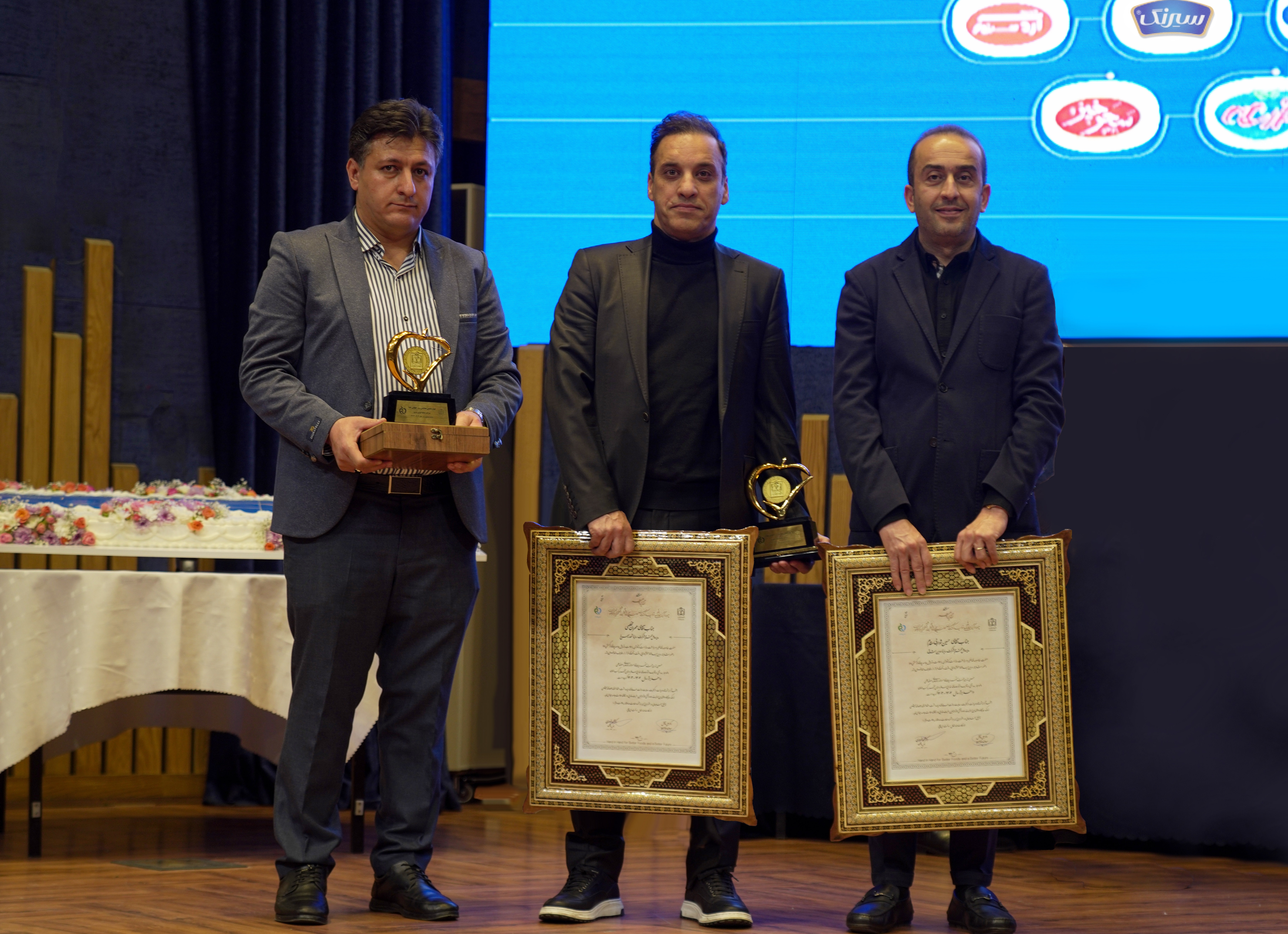 انتخاب سیرنگ به‌عنوان واحد تولیدی برتر در سال ۱۴۰۴