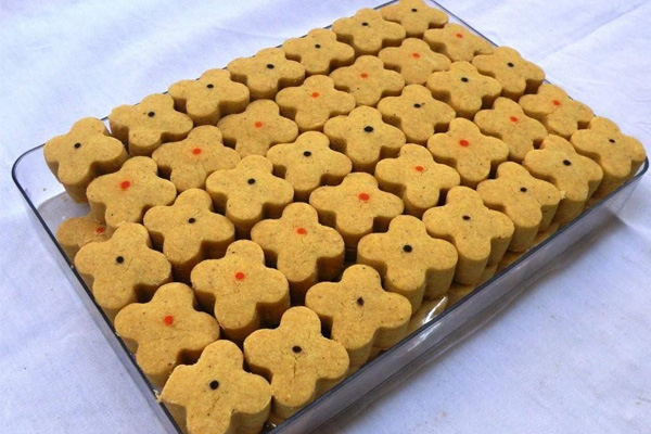 طرز تهیه انواع شیرینی خشک مخصوص ماه محرم